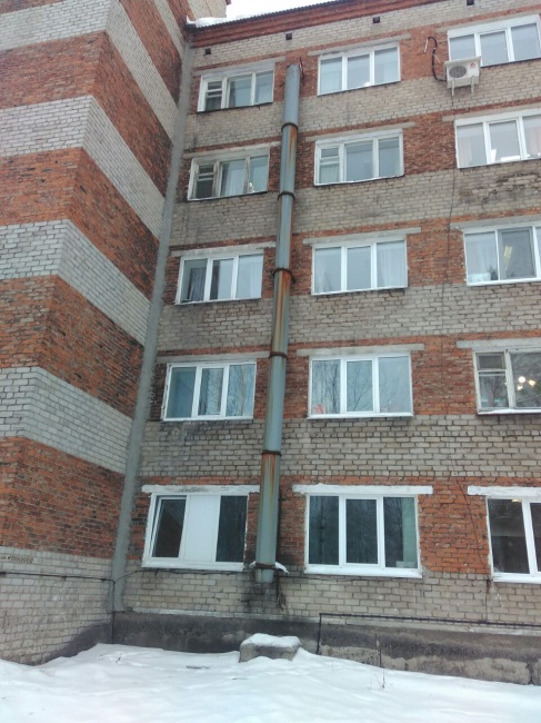 Демонтаж вентиляционной трубы